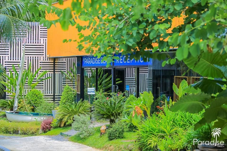 Paradise Beach Backpackers Hostel Patong Exterior photo